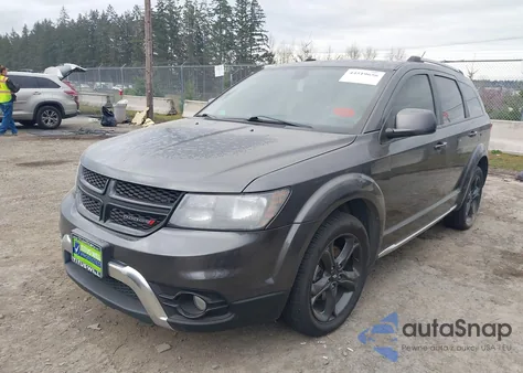 2018 Dodge Journey Crossroad Awd z USA, uszkodzony, nr VIN 3C4PDDGG9JT306079